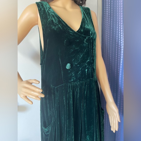 Vintage Emerald Velour Dress S-M - Picture 7 of 10
